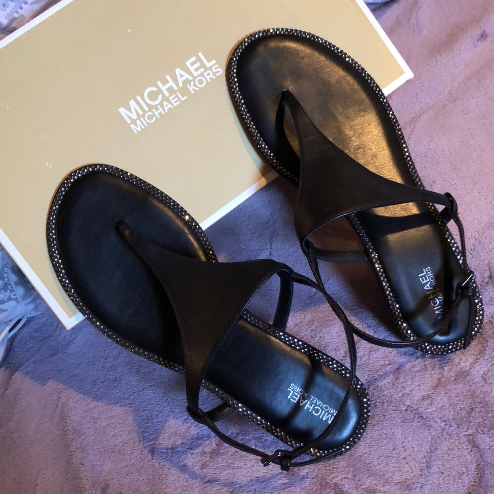 MICHAEL KORS BLACK LEATHER SANDALS